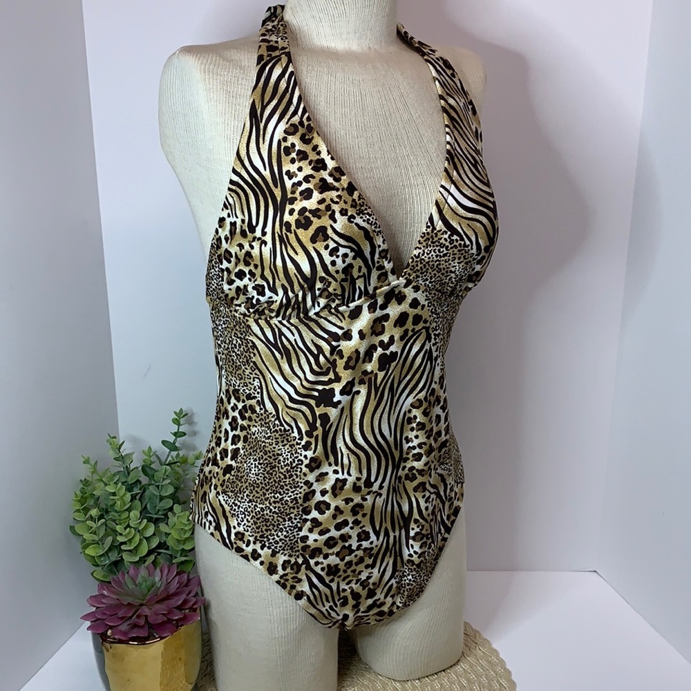 NWT Catalina one piece brown print swimsuit size M
